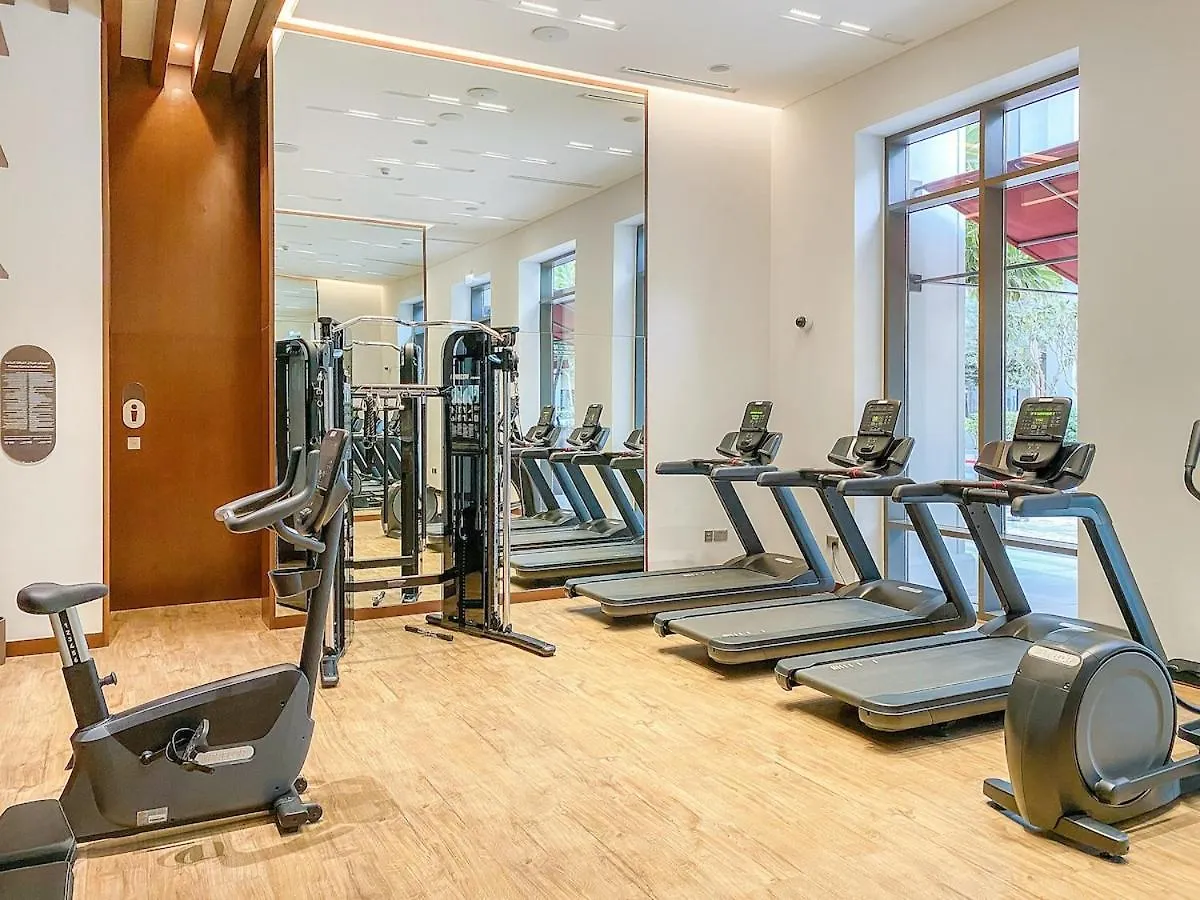 Apartment First Class 2Br Sun, Views & Serenity Dubai
