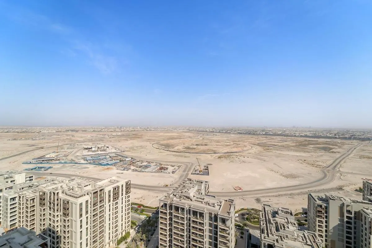 Apartment First Class 2Br Sun, Views & Serenity Dubai