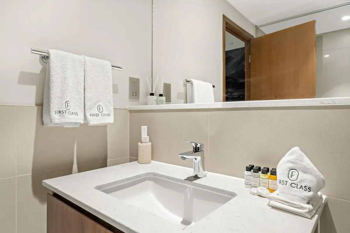 First Class 2Br Sun, Views & Serenity Dubai Apartment