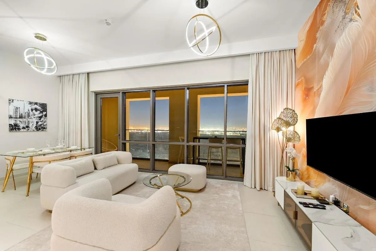 First Class 2Br Sun, Views & Serenity Dubai
