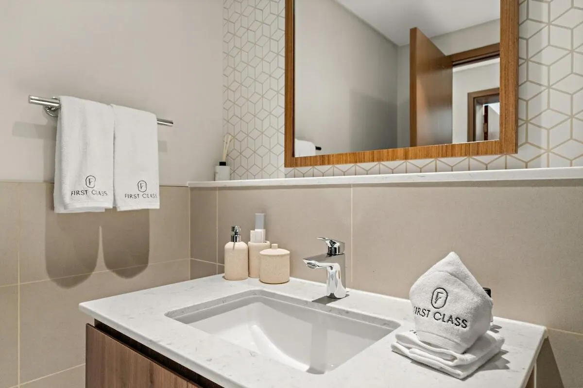 First Class 2Br Sun, Views & Serenity Dubai United Arab Emirates